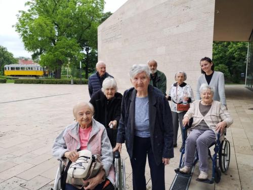 493549388 9556950661092462 6452244008459907834 n